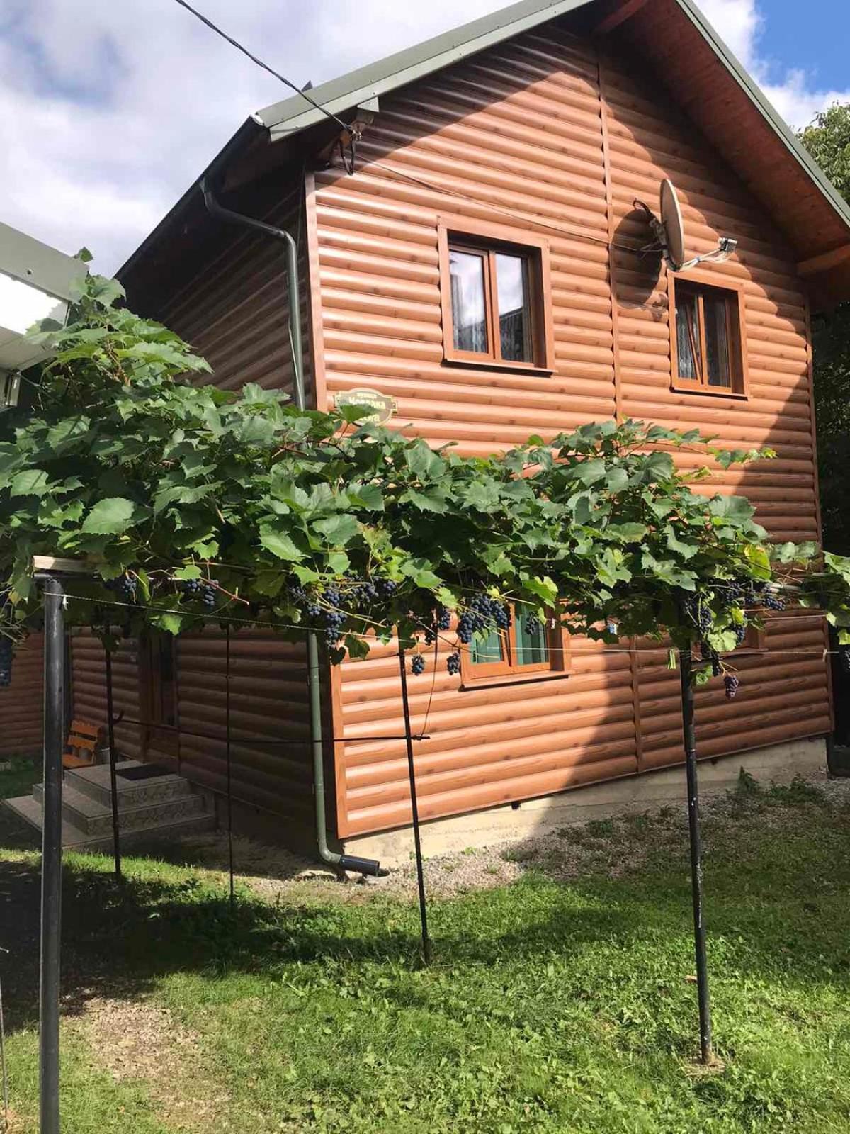 Базилік Hotell Jaremtje Exteriör bild