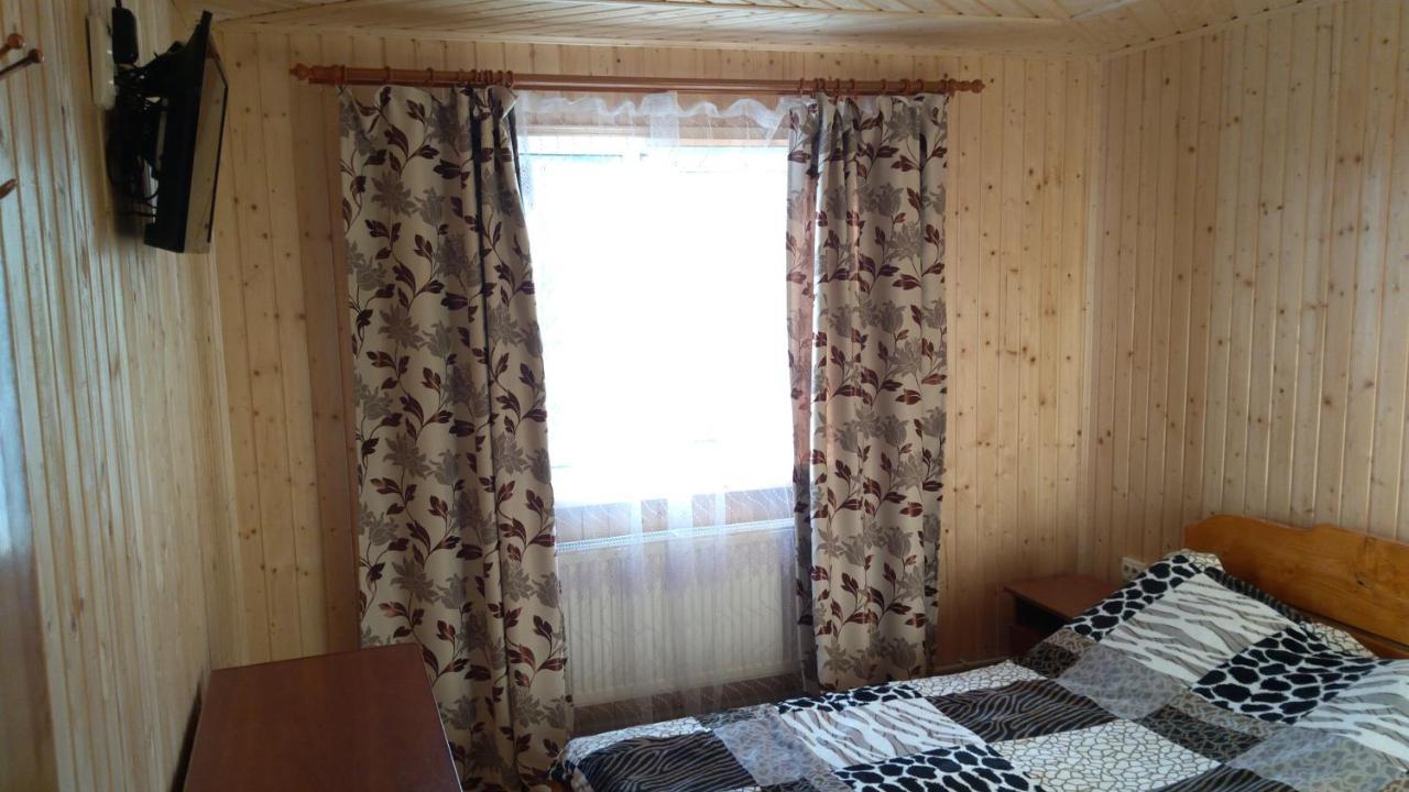 Базилік Hotell Jaremtje Exteriör bild