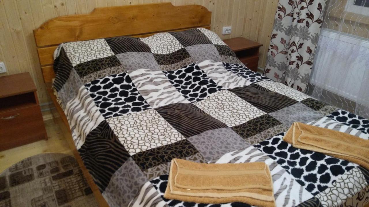 Базилік Hotell Jaremtje Exteriör bild
